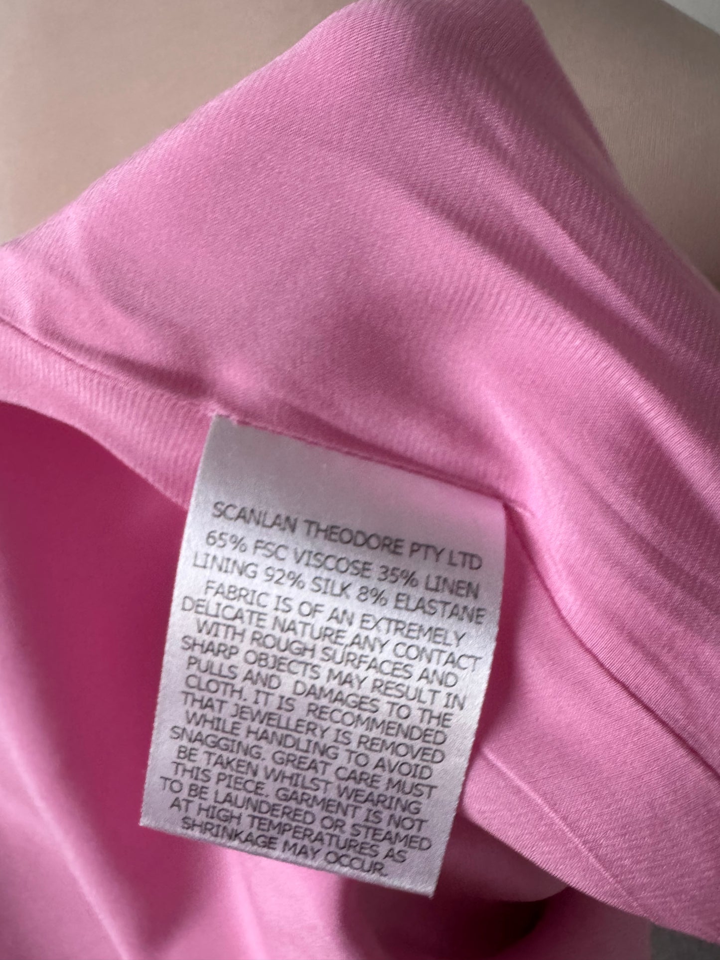 Scanlan Theodore Pink Satin Mini dress size 8
