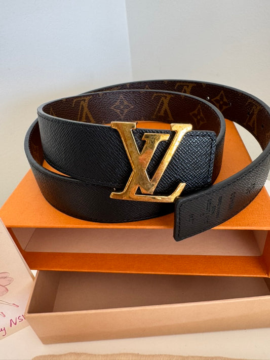 Louis Vuitton reversible black belt 30 mm