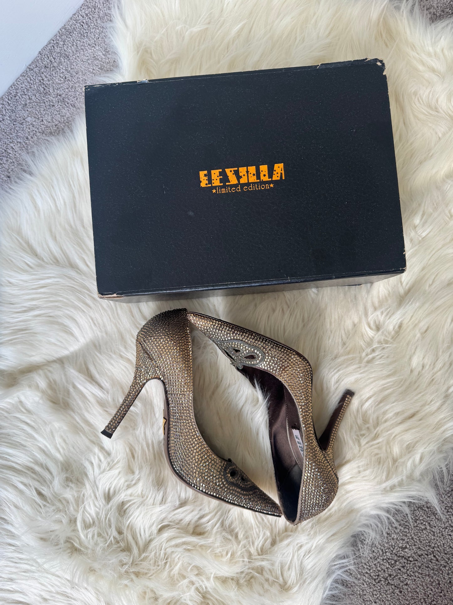 Le Silla Limited Edition Size 37 RRP 1800