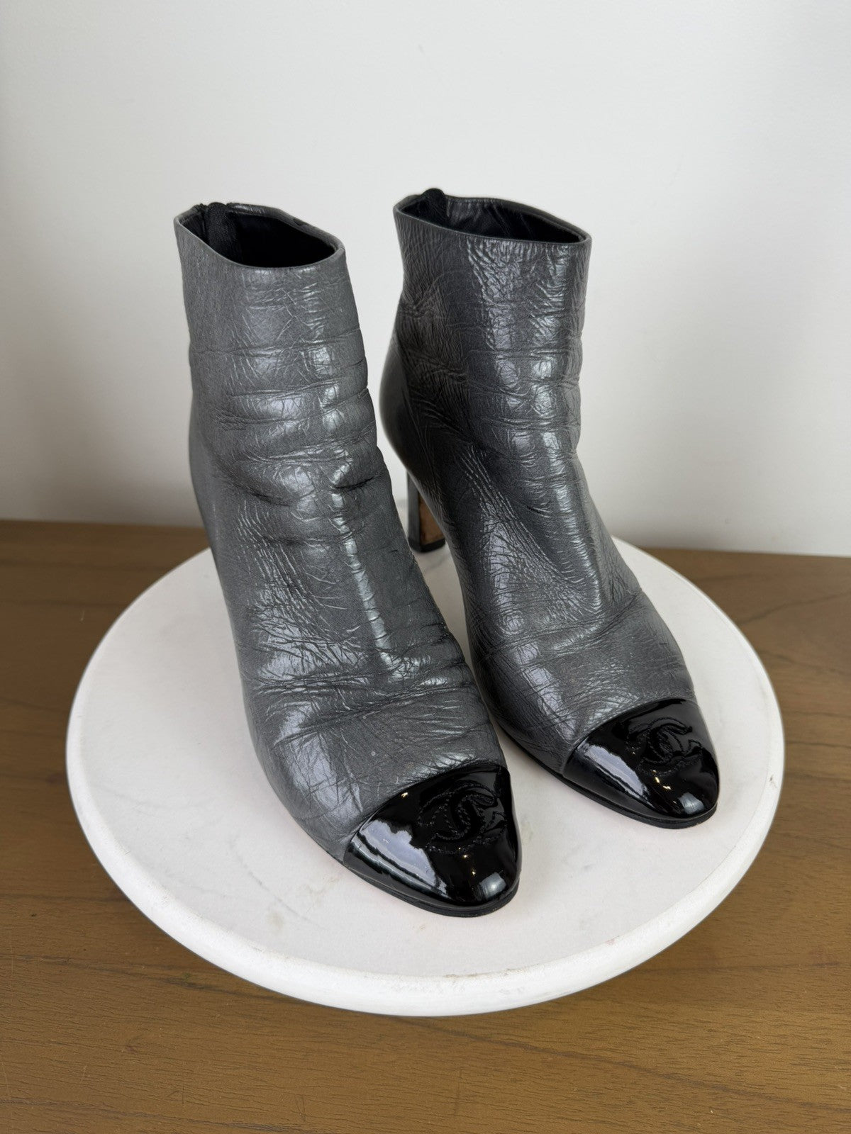 Chanel Ankle Boots Vintage Camelia Grey size 37