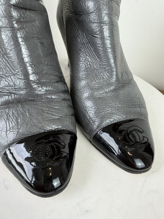 Chanel Ankle Boots Vintage Camelia Grey size 37