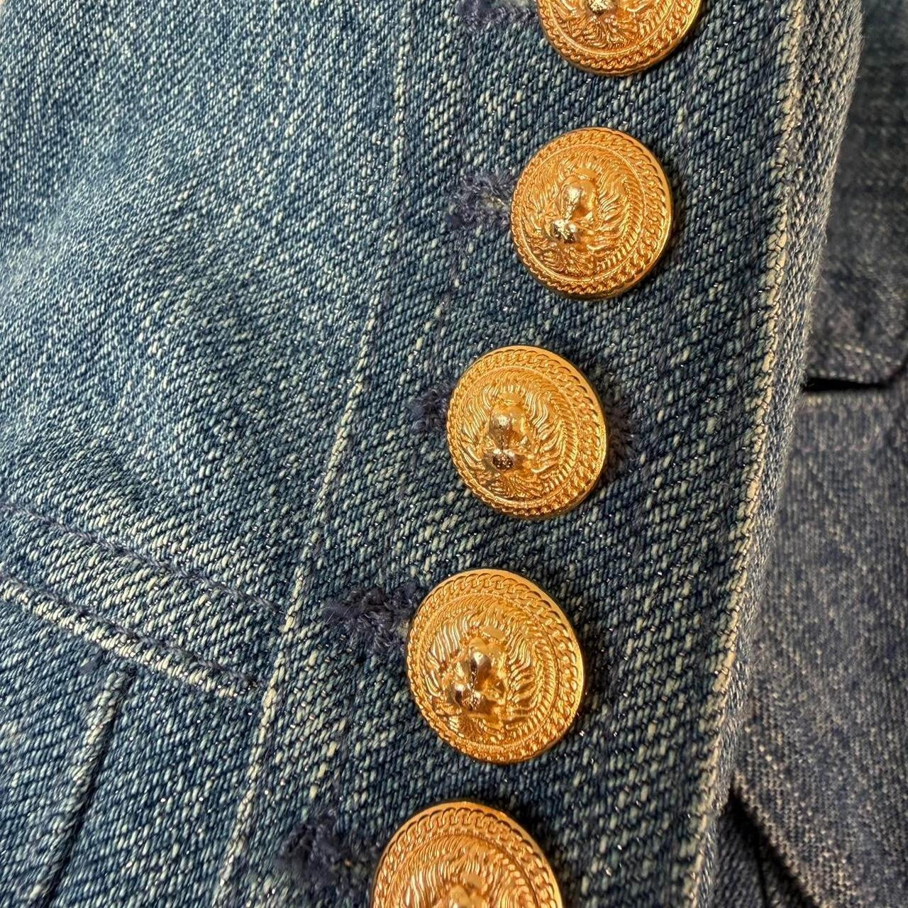 Authentic Balmain  Blue denim blazer with gold buttons Size 40