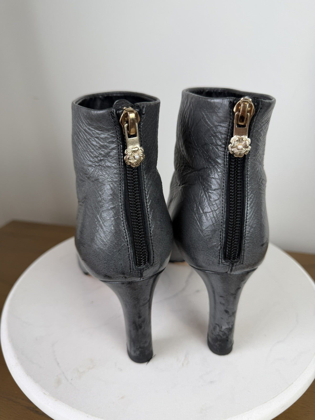 Chanel Ankle Boots Vintage Camelia Grey size 37
