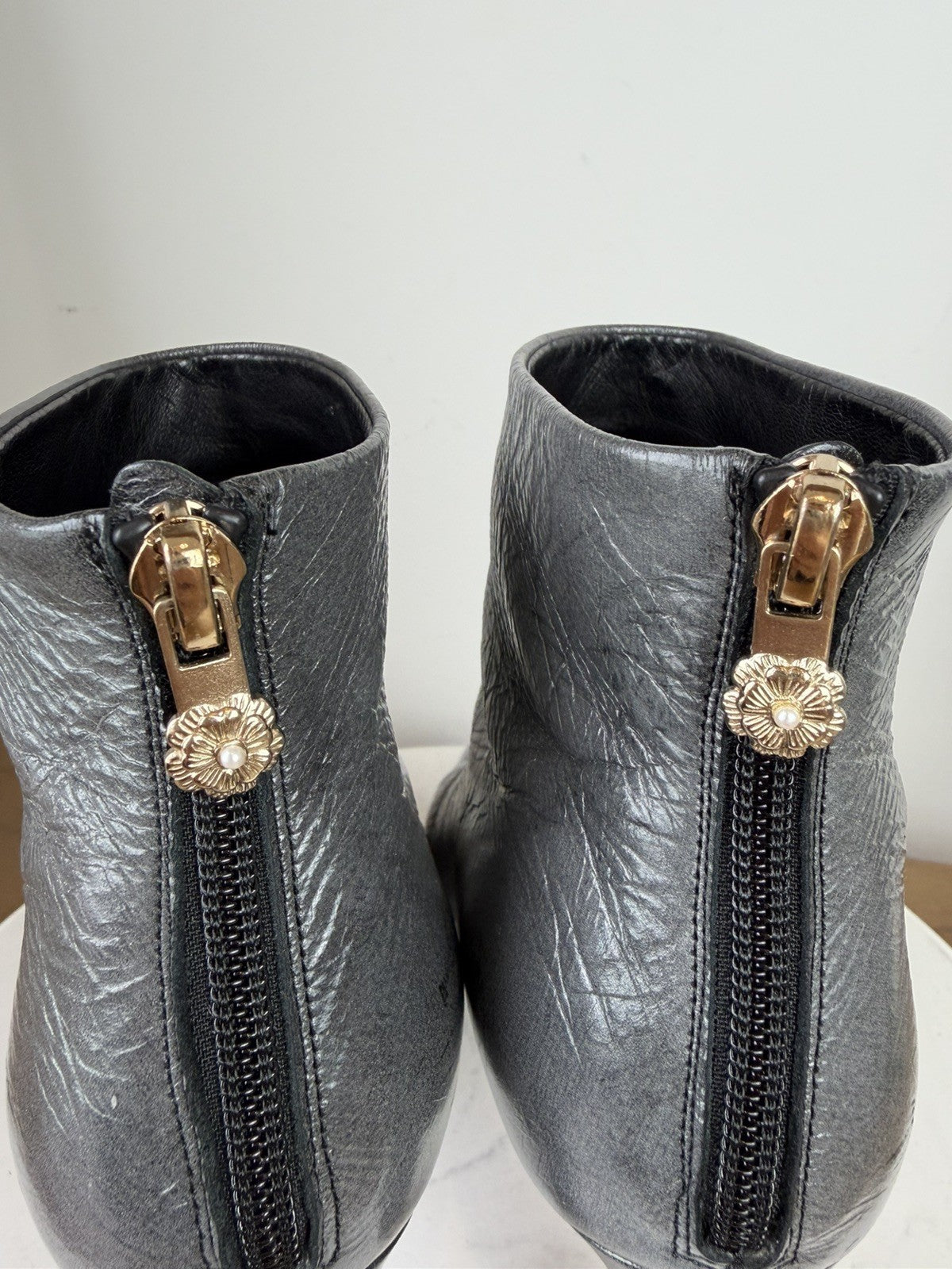 Chanel Ankle Boots Vintage Camelia Grey size 37