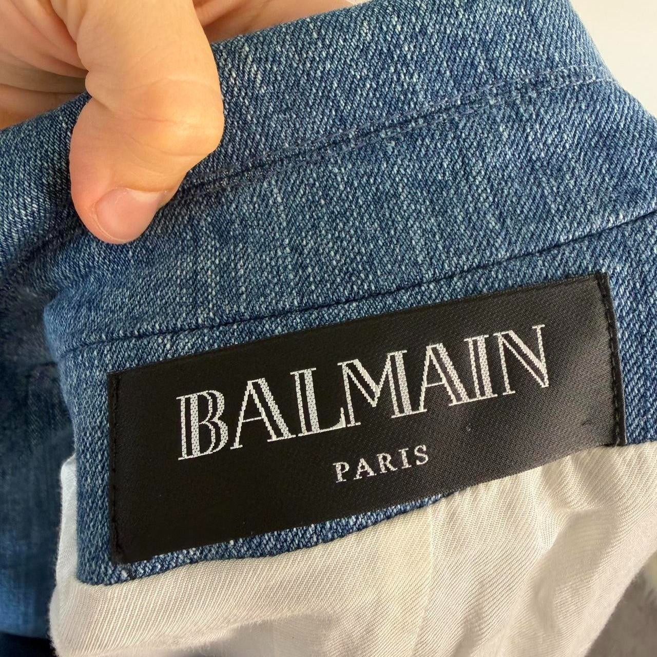 Authentic Balmain  Blue denim blazer with gold buttons Size 40