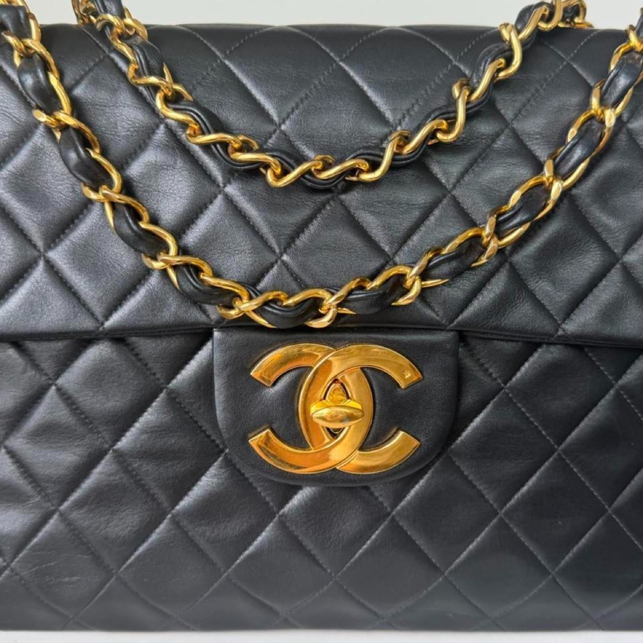 Chanel Jumbo Mattelasse CC 34 cm Single Flap Bag