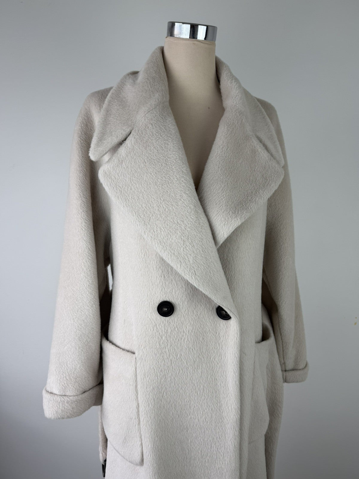 Emporio Armani Cream Alpaca & Virgin Wool Belted Wrap Coat – Size EU 38 / AU 8