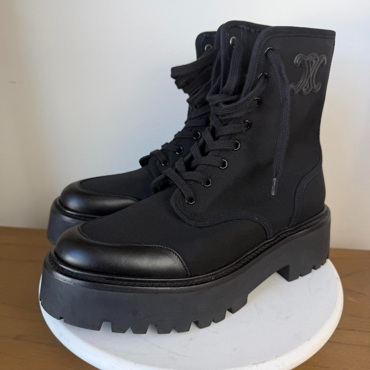 Celine Bulky lace-up boots Size 41