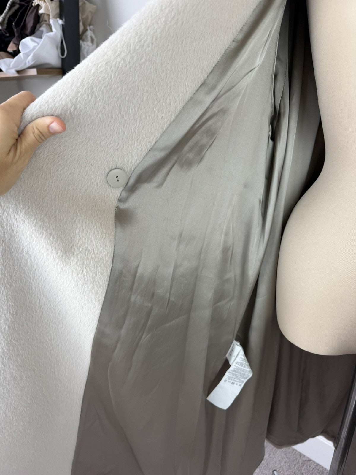 Emporio Armani Cream Alpaca & Virgin Wool Belted Wrap Coat – Size EU 38 / AU 8