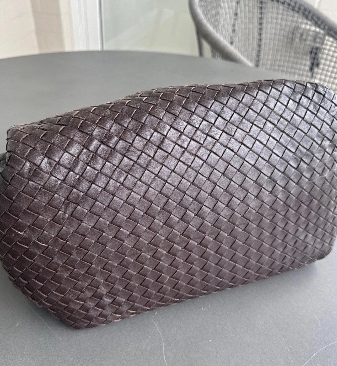 Bottega Veneta  Brown Intrecciato Woven Nappa Leather Parachute Bag Large