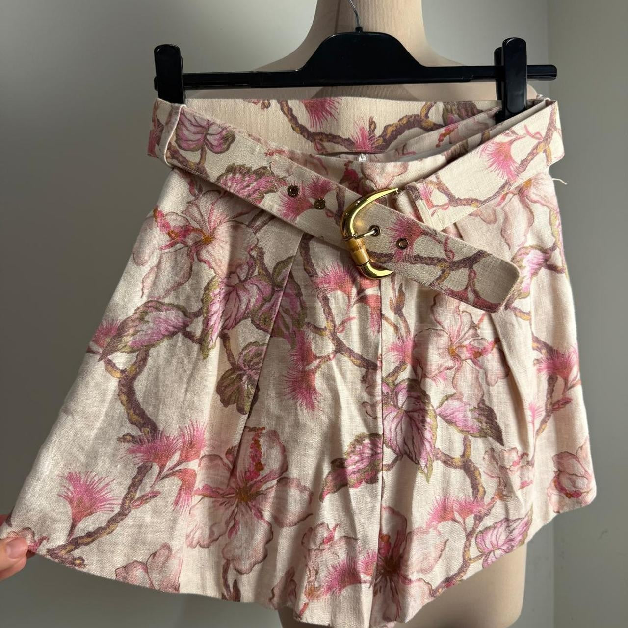 ZIMMERMANN Matchmaker tuck tailored shorts coral hibiscus size 1