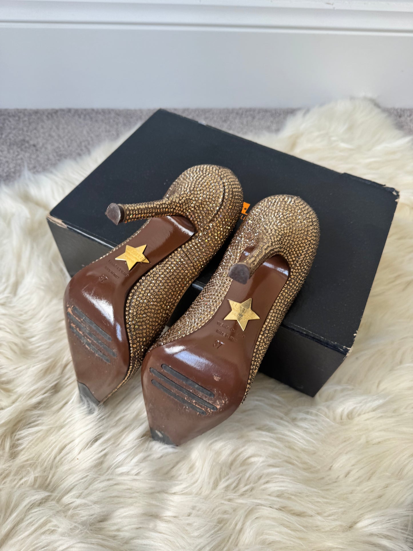 Le Silla Limited Edition Size 37 RRP 1800