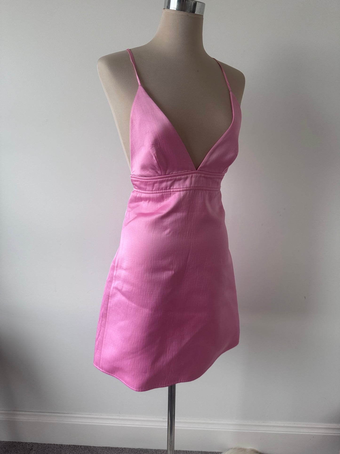 Scanlan Theodore Pink Satin Mini dress size 8