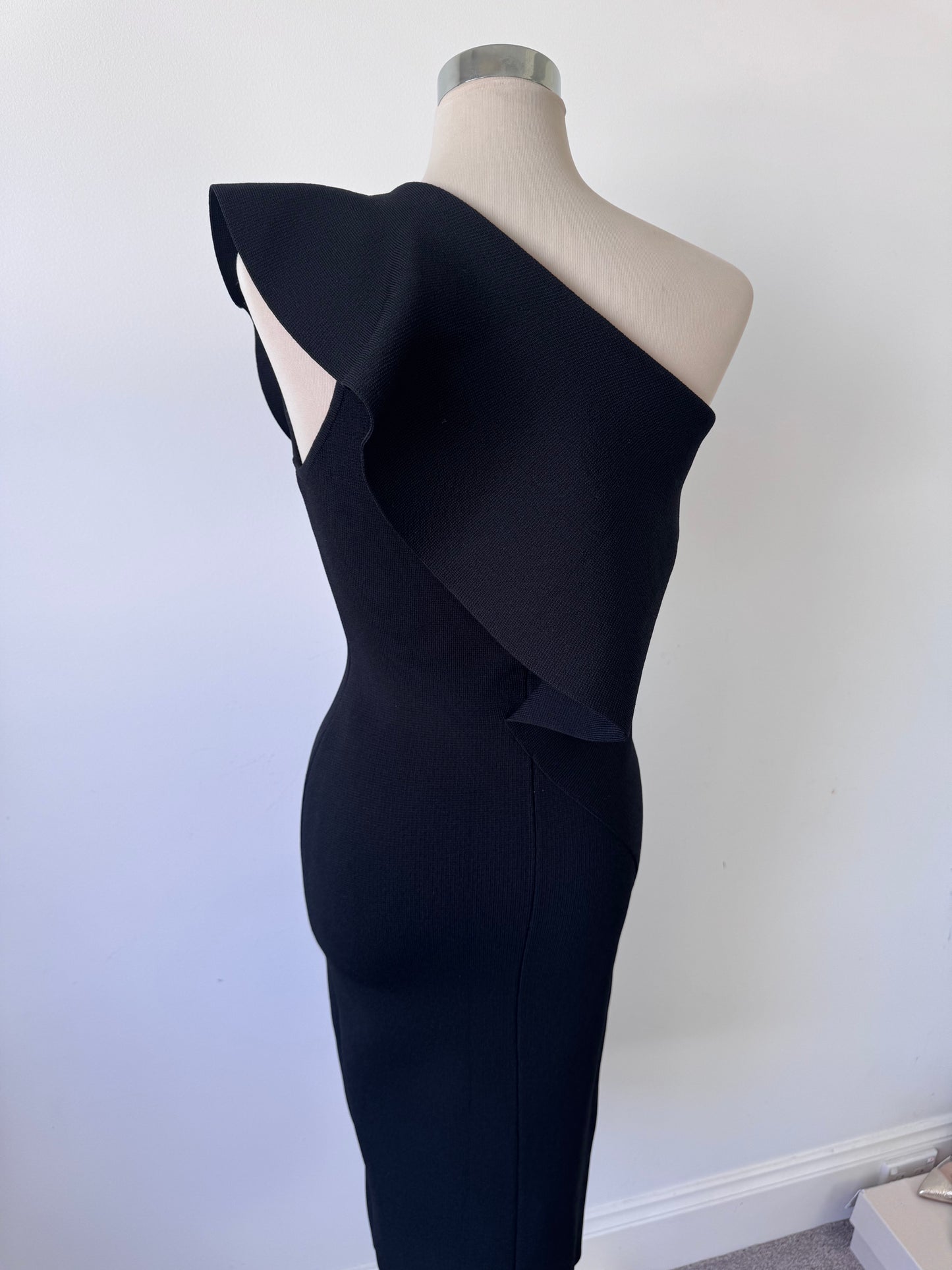 Scanlan Theodore Crepe Knit One Shoulder Ruffle Dress (Small)