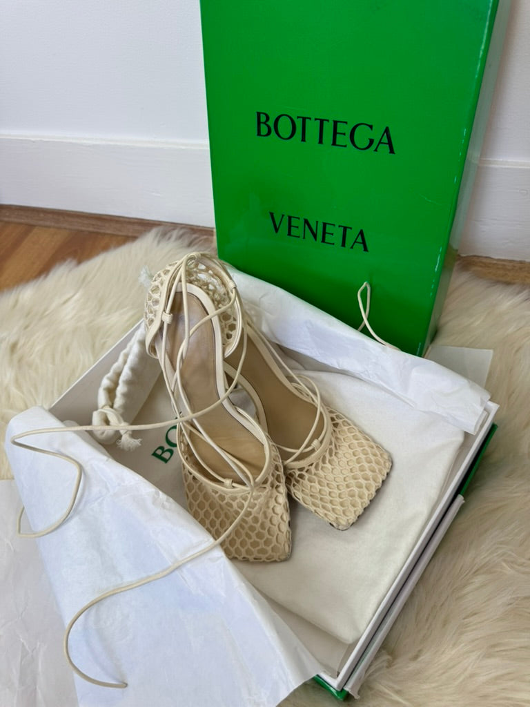 Bottega Veneta Lace Up Heel  Size 38
