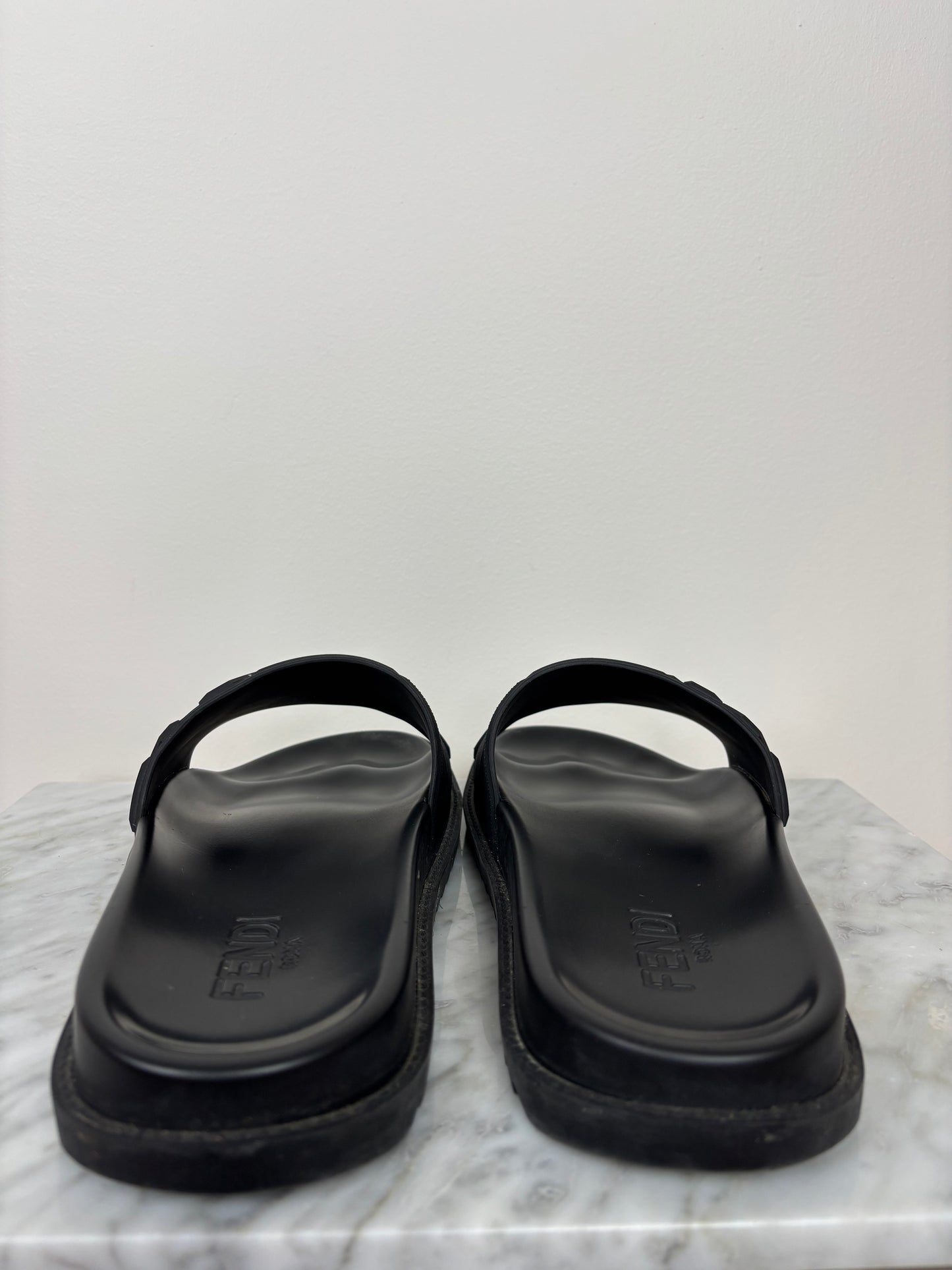 Fendi men slides black