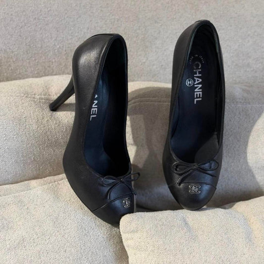Chanel Bow Detail Pumps — Black, Size EU 37.5