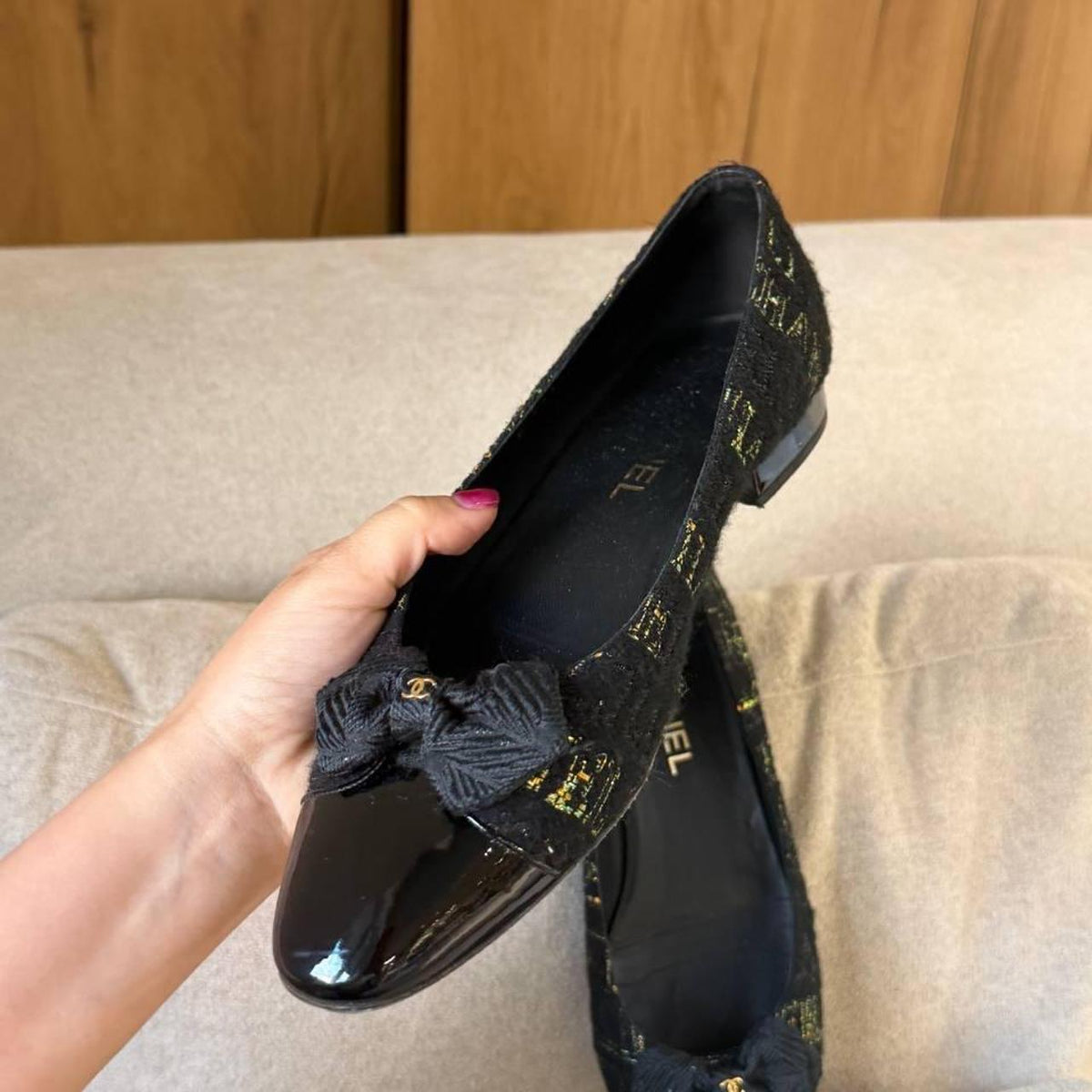 Chanel Ballet Flats — Black & Gold, Size EU 40