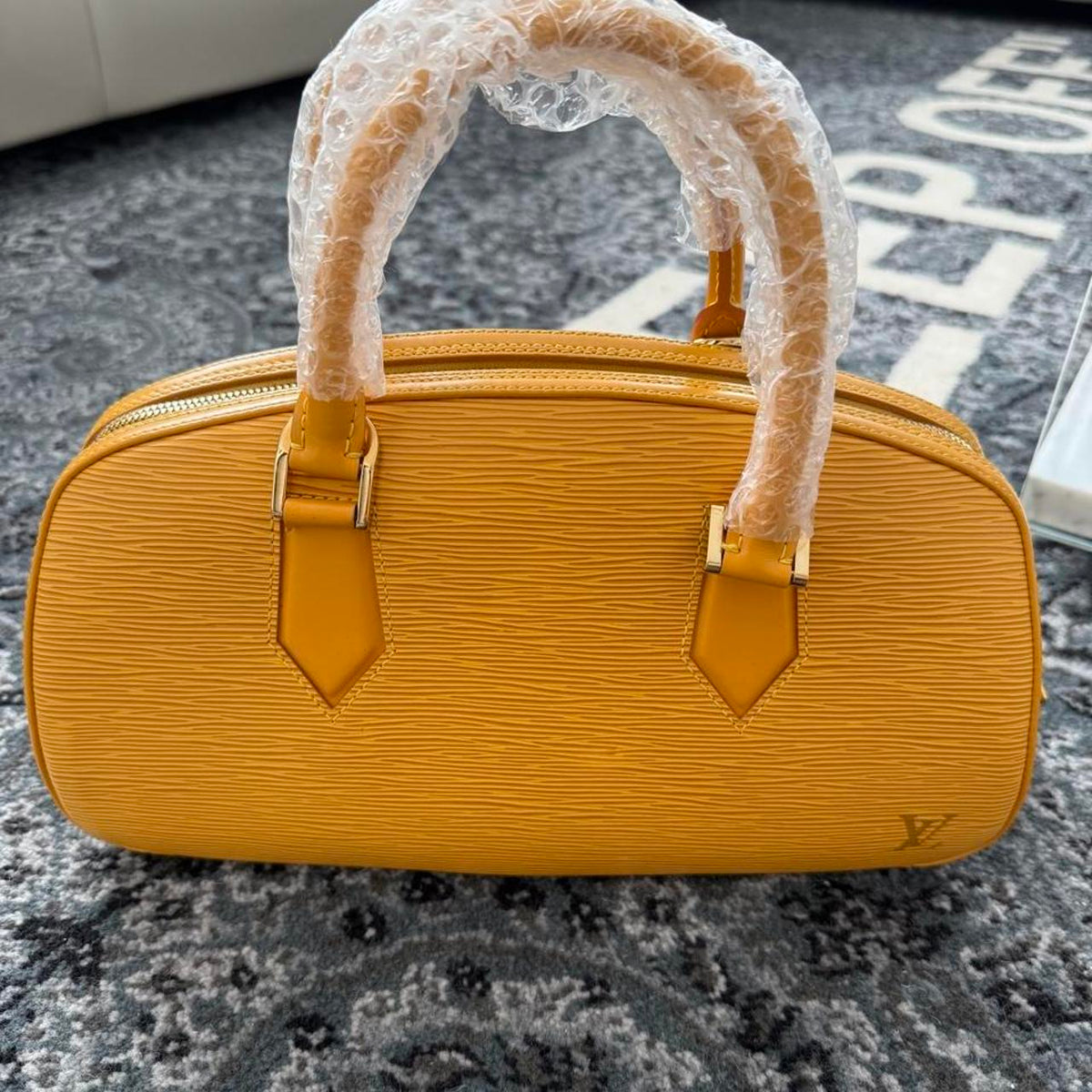 Louis Vuitton yellow Jasmin Epi leather handbag