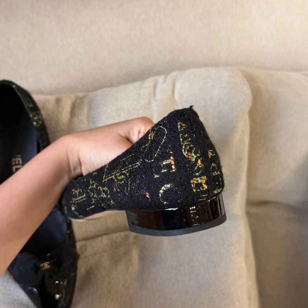 Chanel Ballet Flats — Black & Gold, Size EU 40
