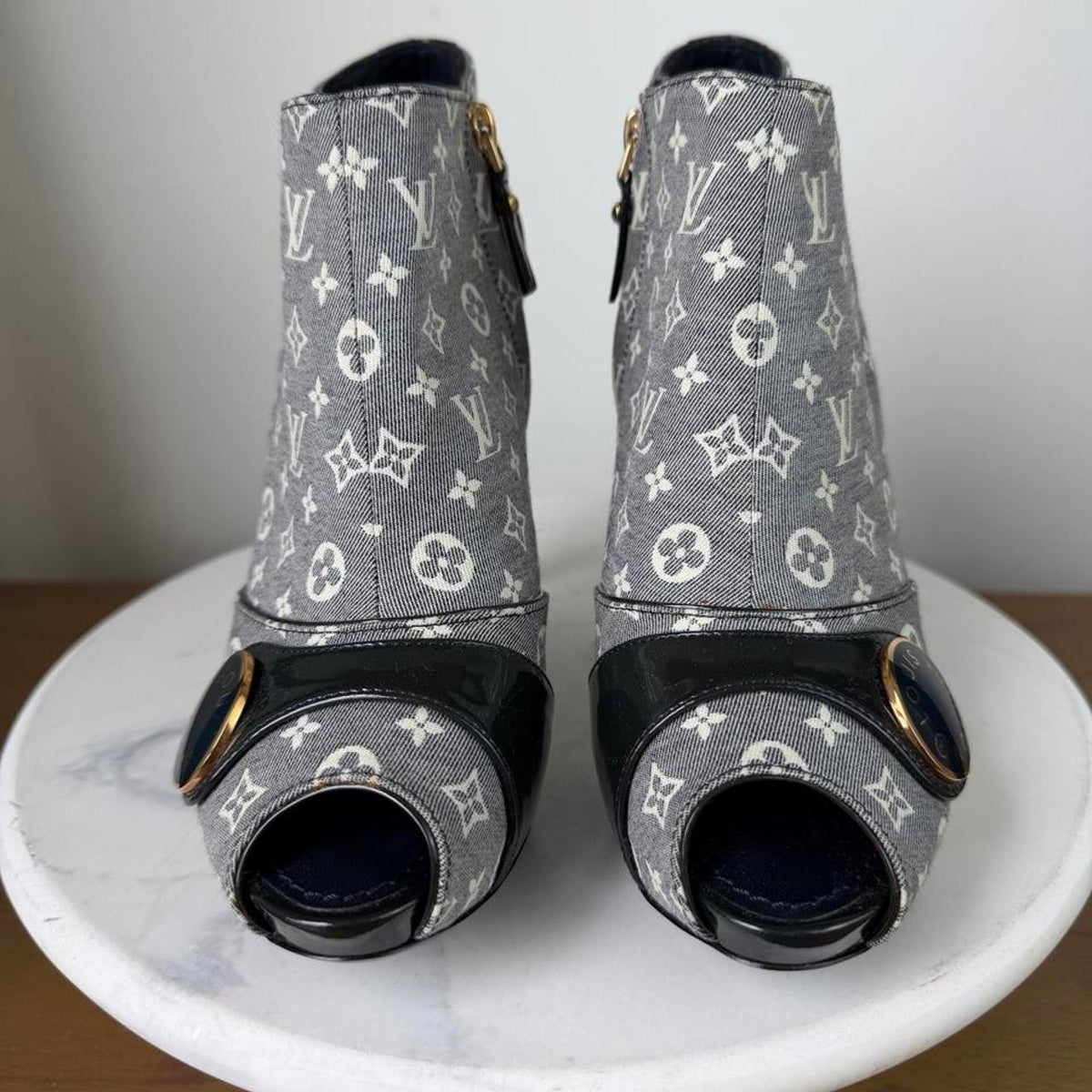 Louis Vuitton Idylle Peep Toe Ankle Boots Size 36