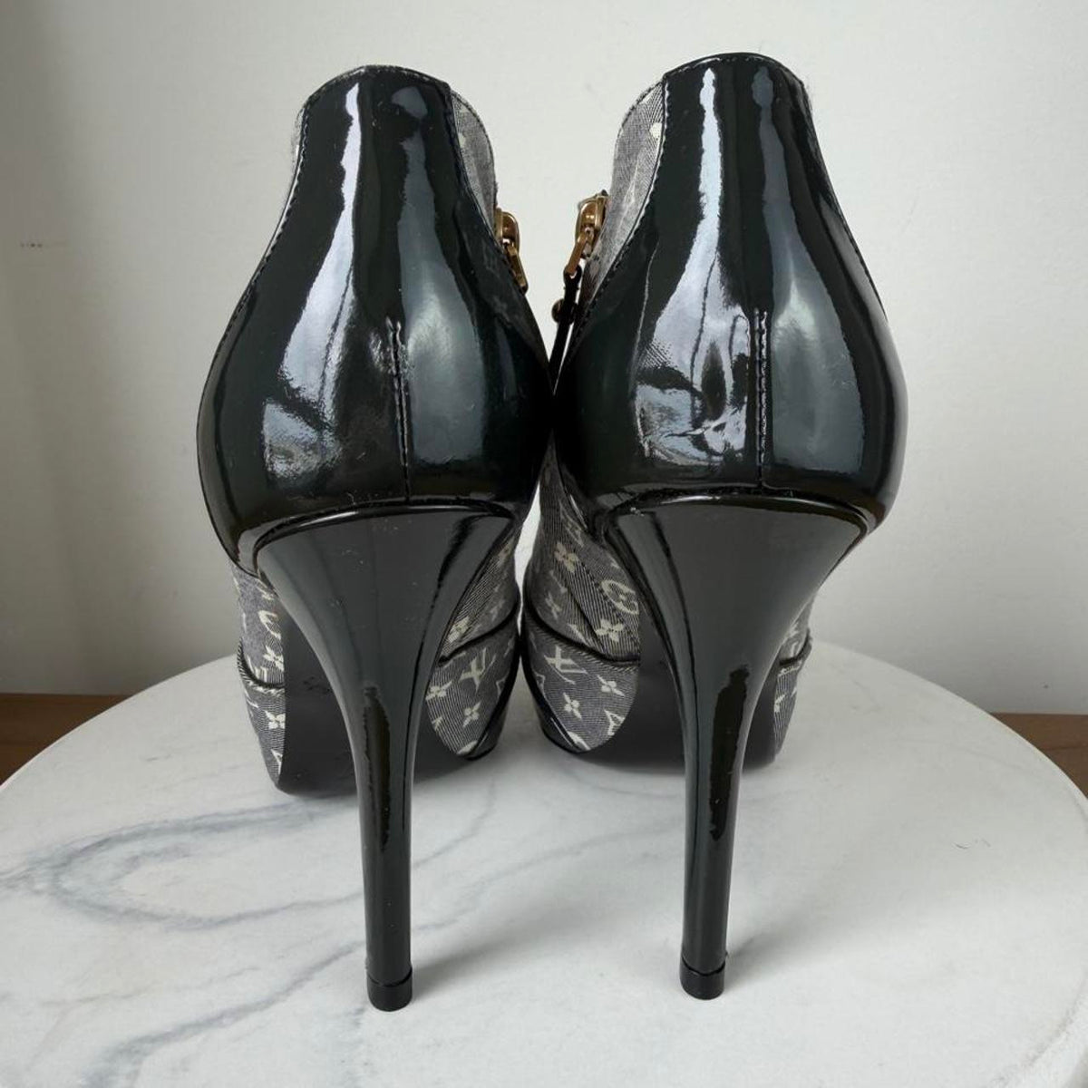 Louis Vuitton Idylle Peep Toe Ankle Boots Size 36
